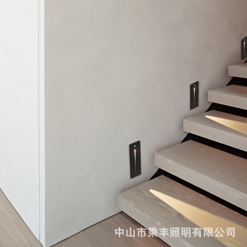 A long vertical beam of light staircase sensor floor light, outdoor waterproof embedded human body corridor step light Specification drawing