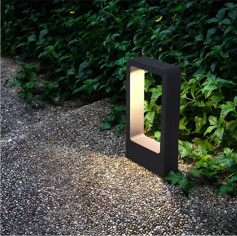New European-style simple and modern LED waterproof lawn light, villa garden courtyard road landscape light full figure
