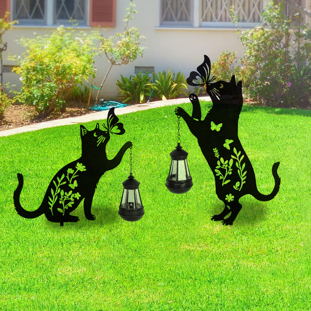 New solar-powered outdoor garden lights, ironwork cat ground plug ambient LED lights, decorative landscape park lawn lights Application Scenario