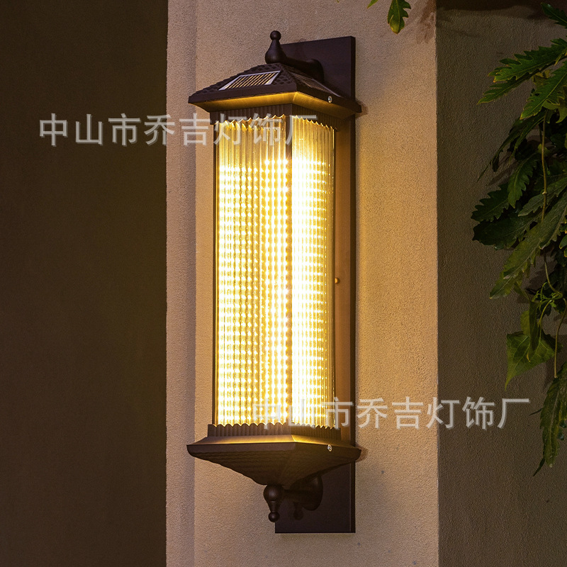 Solar wall lamps, Chinese-style household outdoor, outdoor terrace wall, garden villa waterproof led courtyard lamps, super bright full figure
