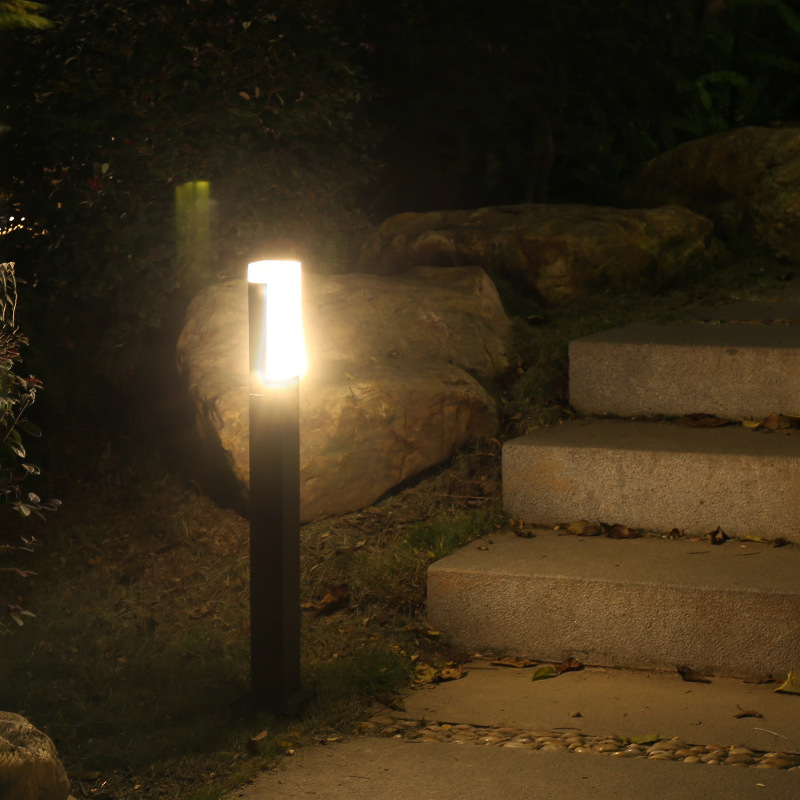 Outdoor lawn lights, villa household street lights, waterproof garden, modern and simple led ground plug grass courtyard ground lights Application Scenario