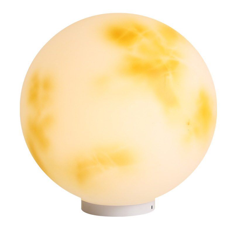 Solar column head lamps, moon lamps, outdoor courtyard gate column lamps, villa spherical garden fence lamps, moon lamps Item Picture