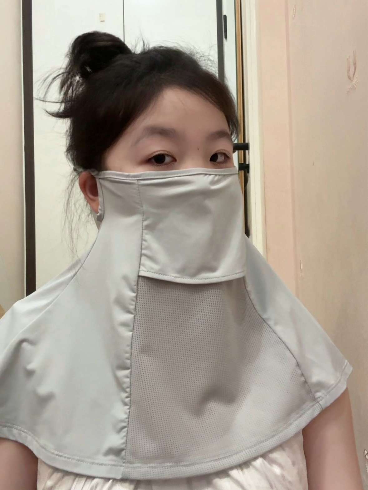 A new type of sun protection with a face mask for women, UV protection, breathable neck protection, and all-day sun protection Specification image