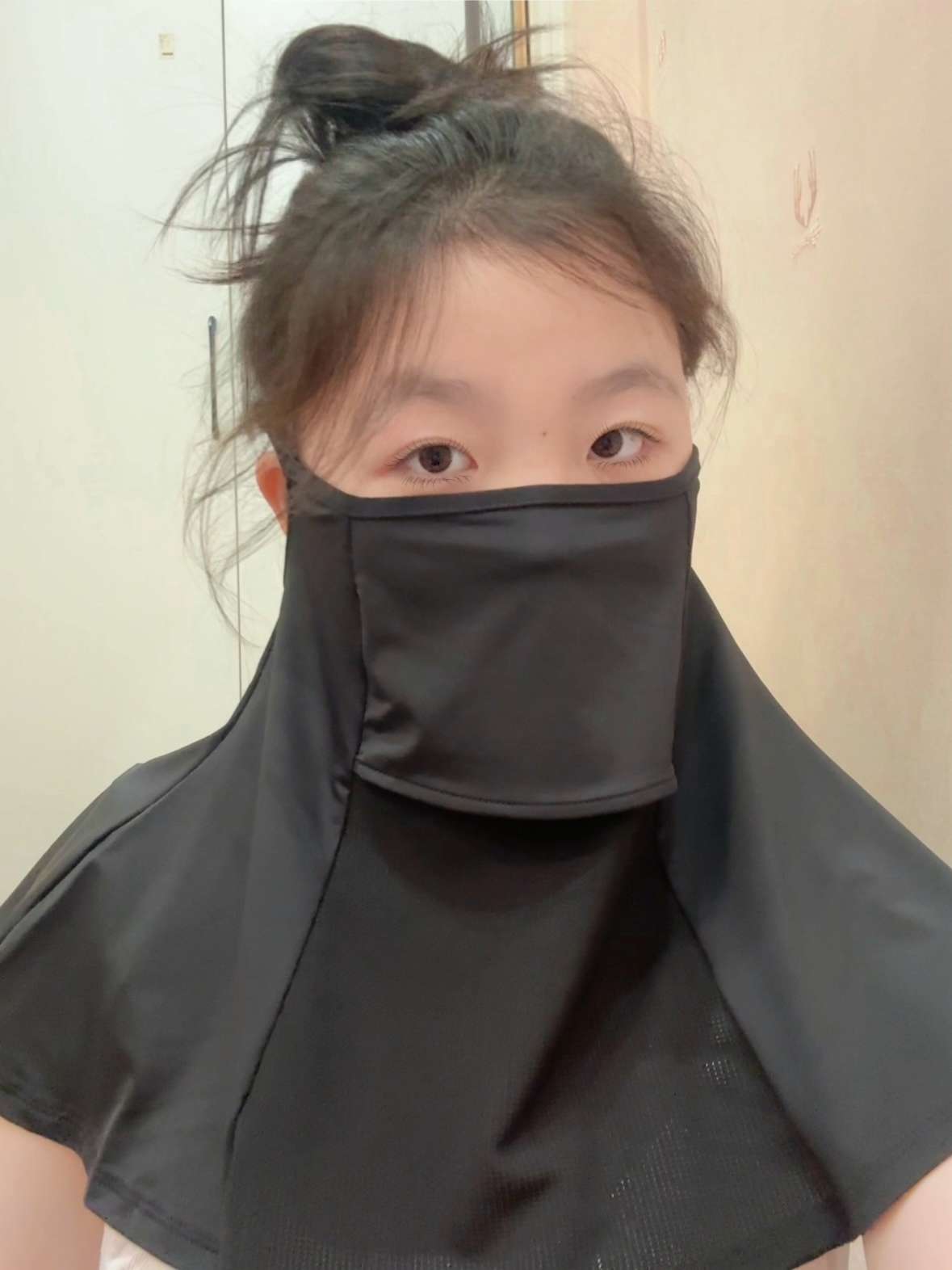 A new type of sun protection with a face mask for women, UV protection, breathable neck protection, and all-day sun protection