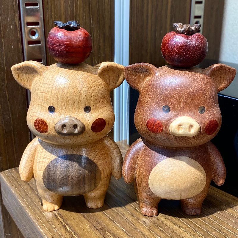 "All Persimmons Go as you Wish" pig ebony wood carvings, cultural and creative items, portable handles, tea pet decorations, and craft gifts