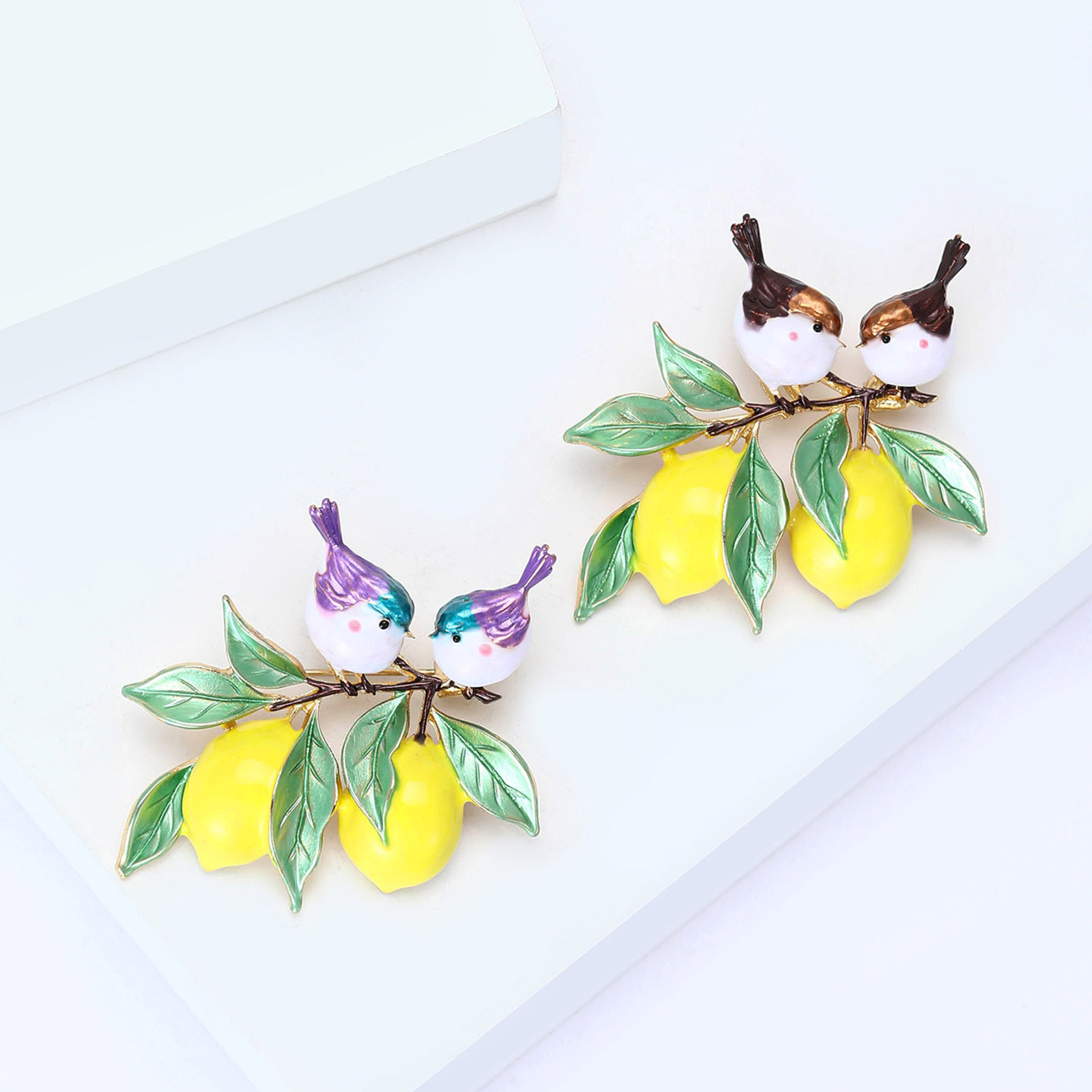 Oil drip lemon brooch, enamel oil alloy fruit brooch, bird brooch, cartoon brooch, silk scarf buckle pin