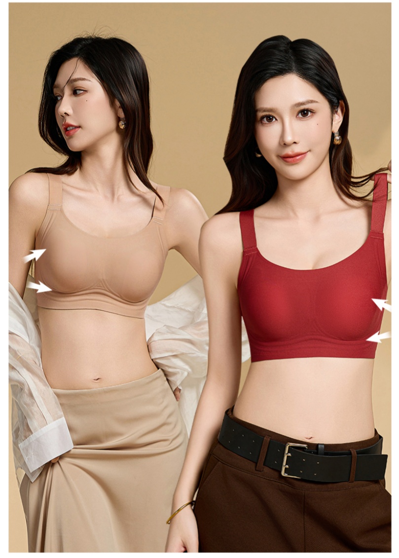 The new seamless jelly strip underwear is comfortable, breathable, light and thin, with invisible button-down buttons and no steel ring. It is a rabbit-ear cup beauty back vest full figure