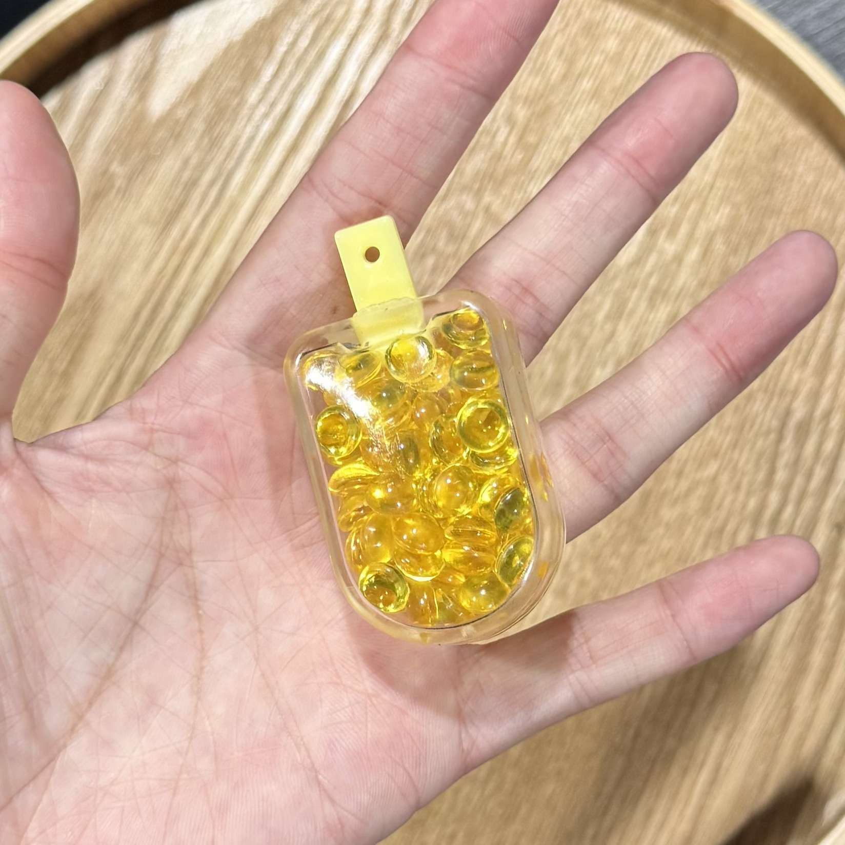 创意亚克力流沙瓶漂浮瓶钥匙扣挂件彩豆流沙摇摇乐外贸小礼品批发 详情图2