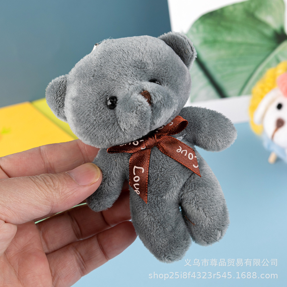 Wholesale of plush dolls, connected bears, plush toys, Little Di Bear keychains, pendants, bags, clothing and small gifts Application Scenario