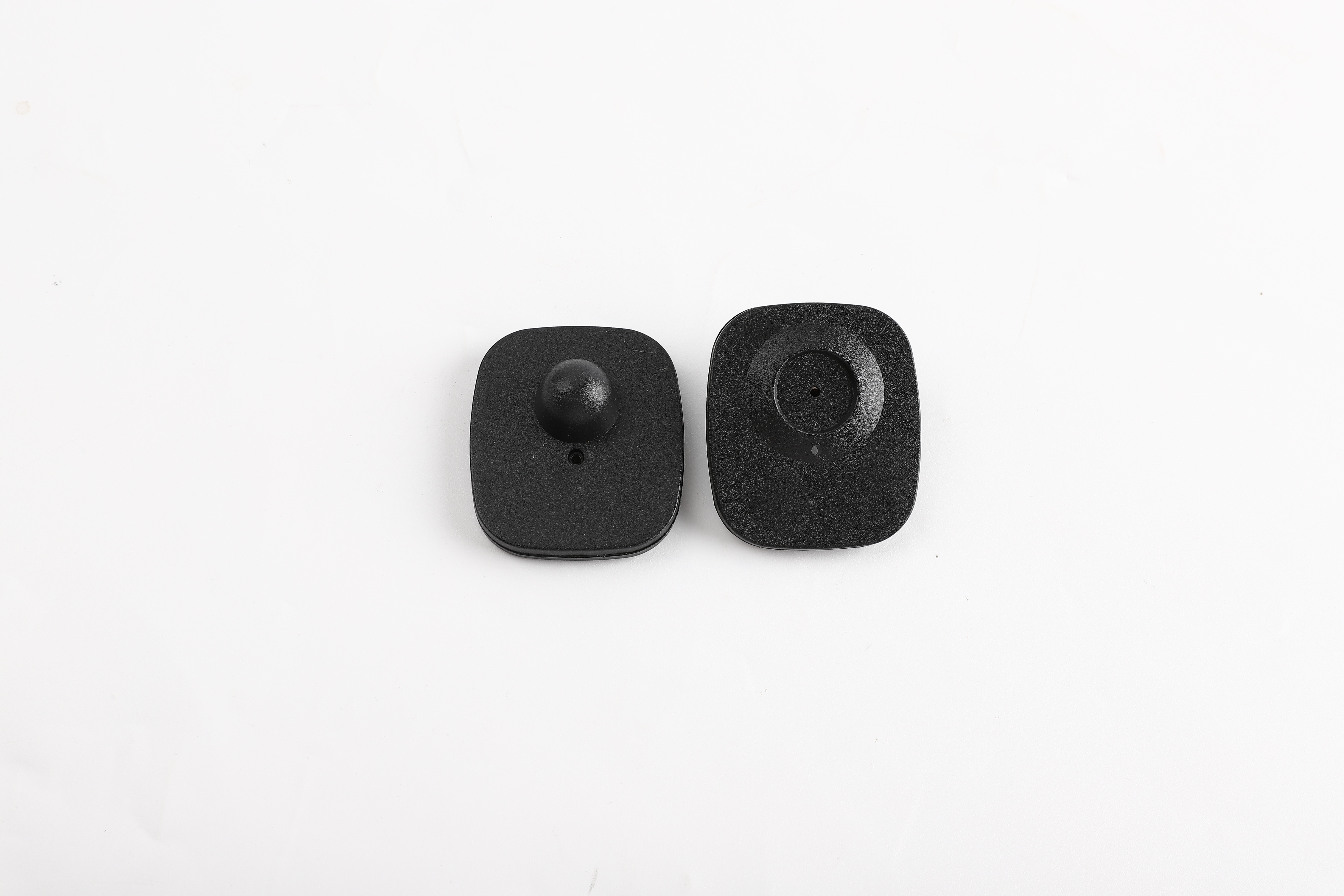 Black small square anti-theft buckle, supermarket anti-theft buckle, clothing anti-theft magnetic buckle, shopping mall anti-theft radio frequency sound magnetic anti-theft buckle details Picture