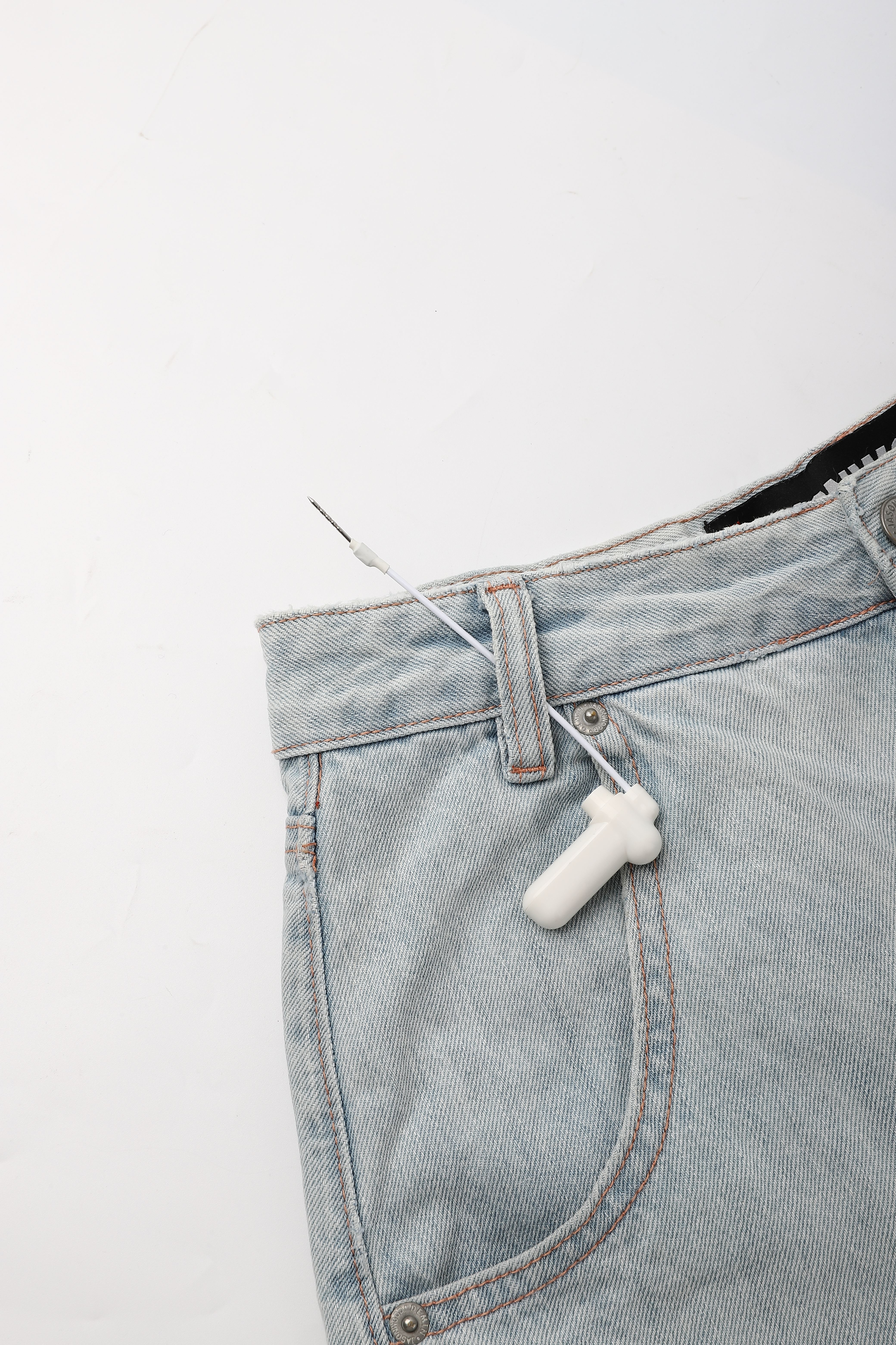 RF46mm rope hammer supermarket anti-theft buckle, clothing anti-theft magnetic buckle, shopping mall anti-theft radio frequency sound magnetic anti-theft buckle Item Picture