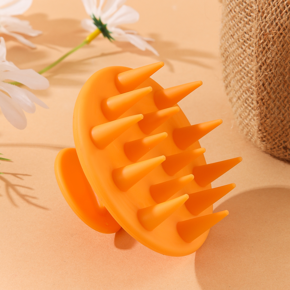 Amazon's best-selling massage shampoo brush for cleaning the scalp and hair care tools, soft silicone shampoo comb Application Scenario