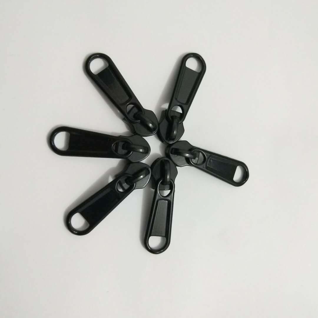 服装辅料厂家热销箱包拉头金属拉牌金属拉链拉头合金拉头