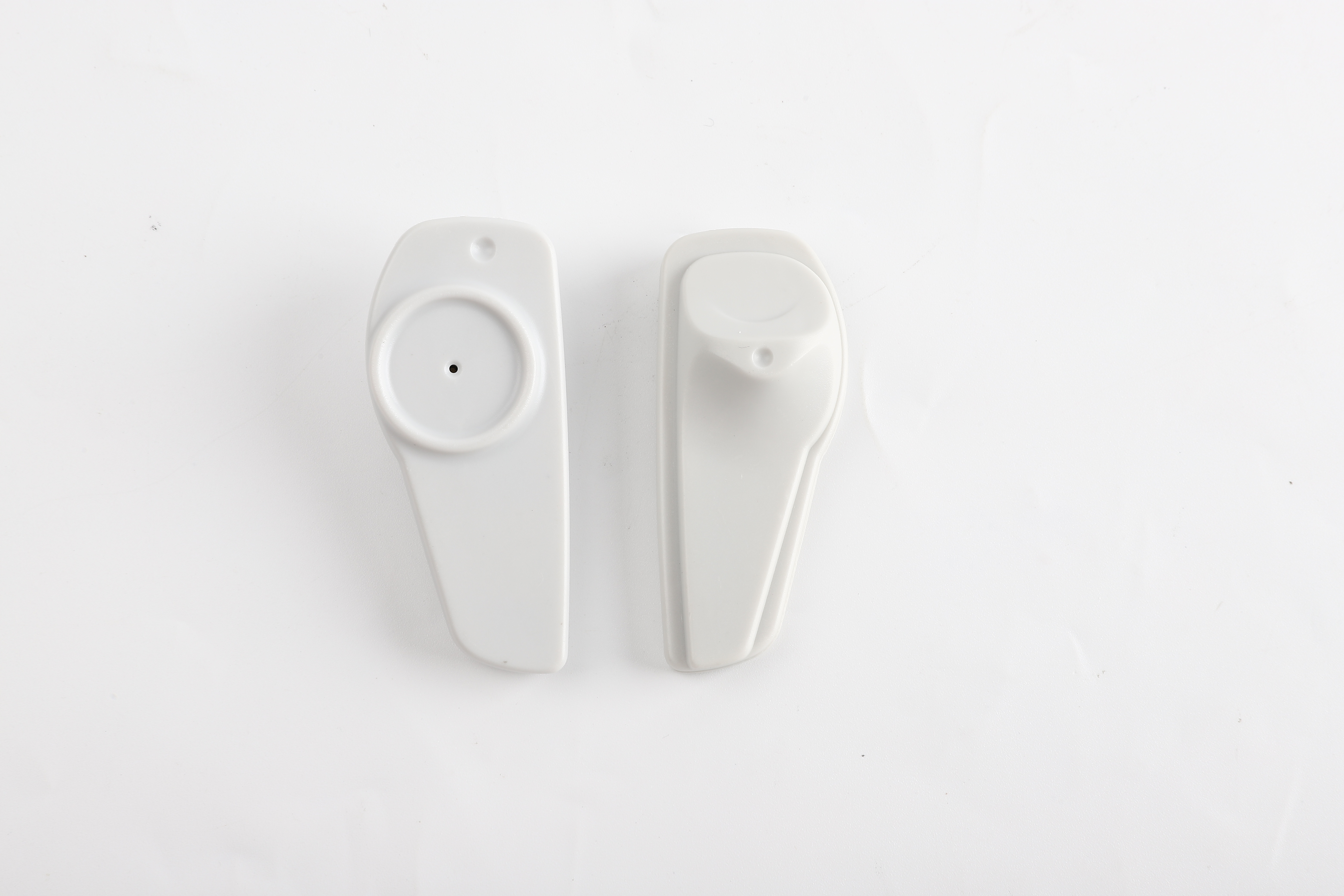 Shoe-shaped anti-theft buckles, supermarket anti-theft buckles, clothing anti-theft magnetic buckles, shopping mall anti-theft radio frequency sound magnetic anti-theft buckles, anti-theft buckle unlocks, anti-theft labels, anti-theft buckles, safes