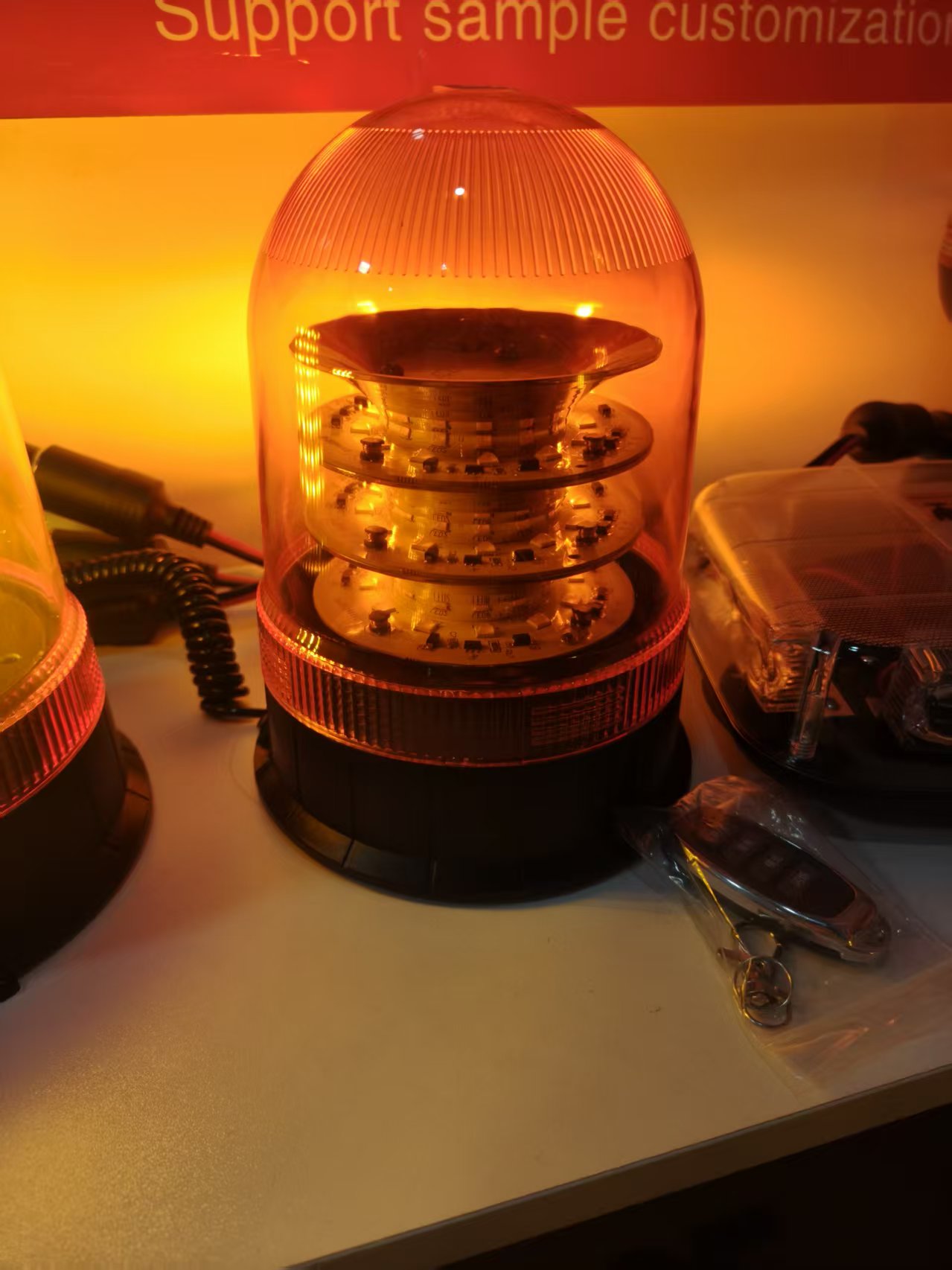 36-LED vehicle engineering rescue ceiling-mounted warning light, forklift ceiling-mounted warning light, strobe light, agricultural machinery strobe warning details Picture