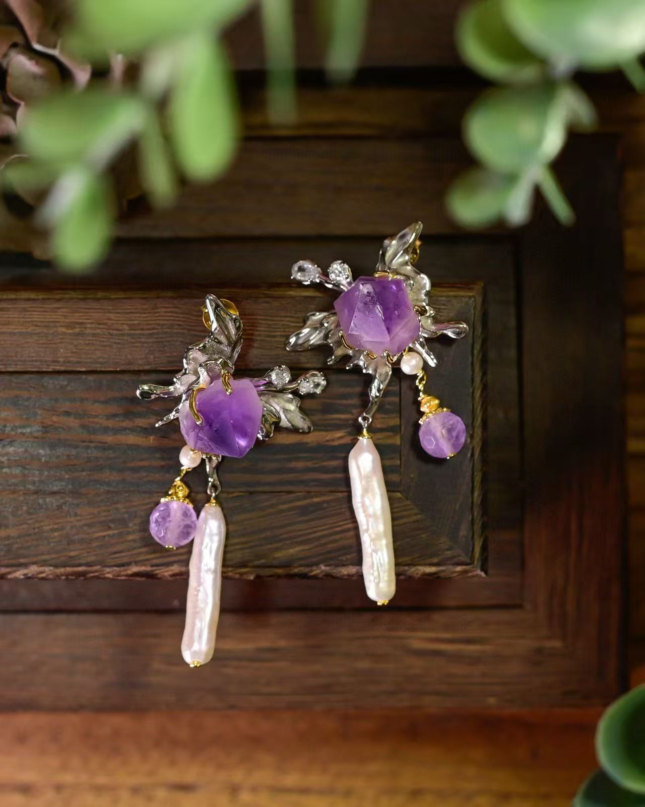 天然紫水晶水晶簇原石搭配巴洛克珍珠925银镶嵌蝴蝶耳钉长款耳饰高品质水晶耳环流行高货细节图