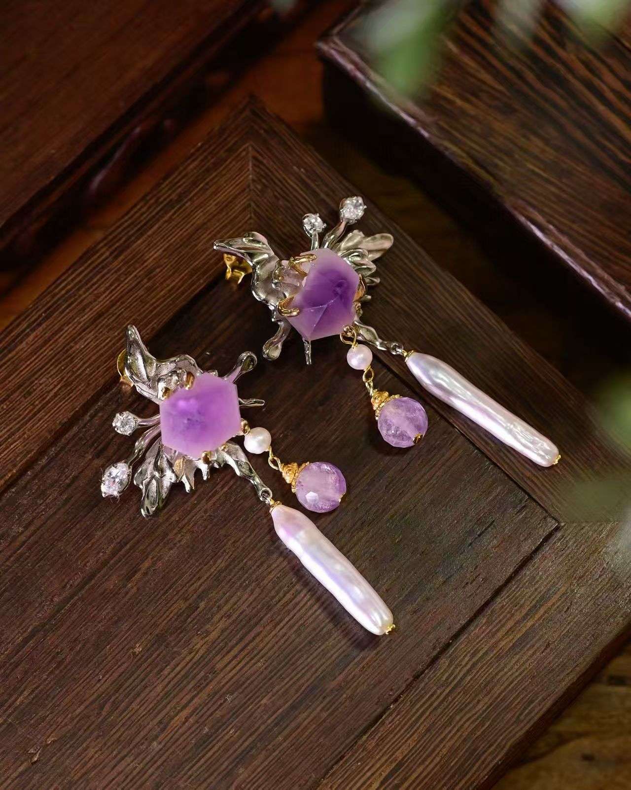 天然紫水晶水晶簇原石搭配巴洛克珍珠925银镶嵌蝴蝶耳钉长款耳饰高品质水晶耳环流行高货详情图3