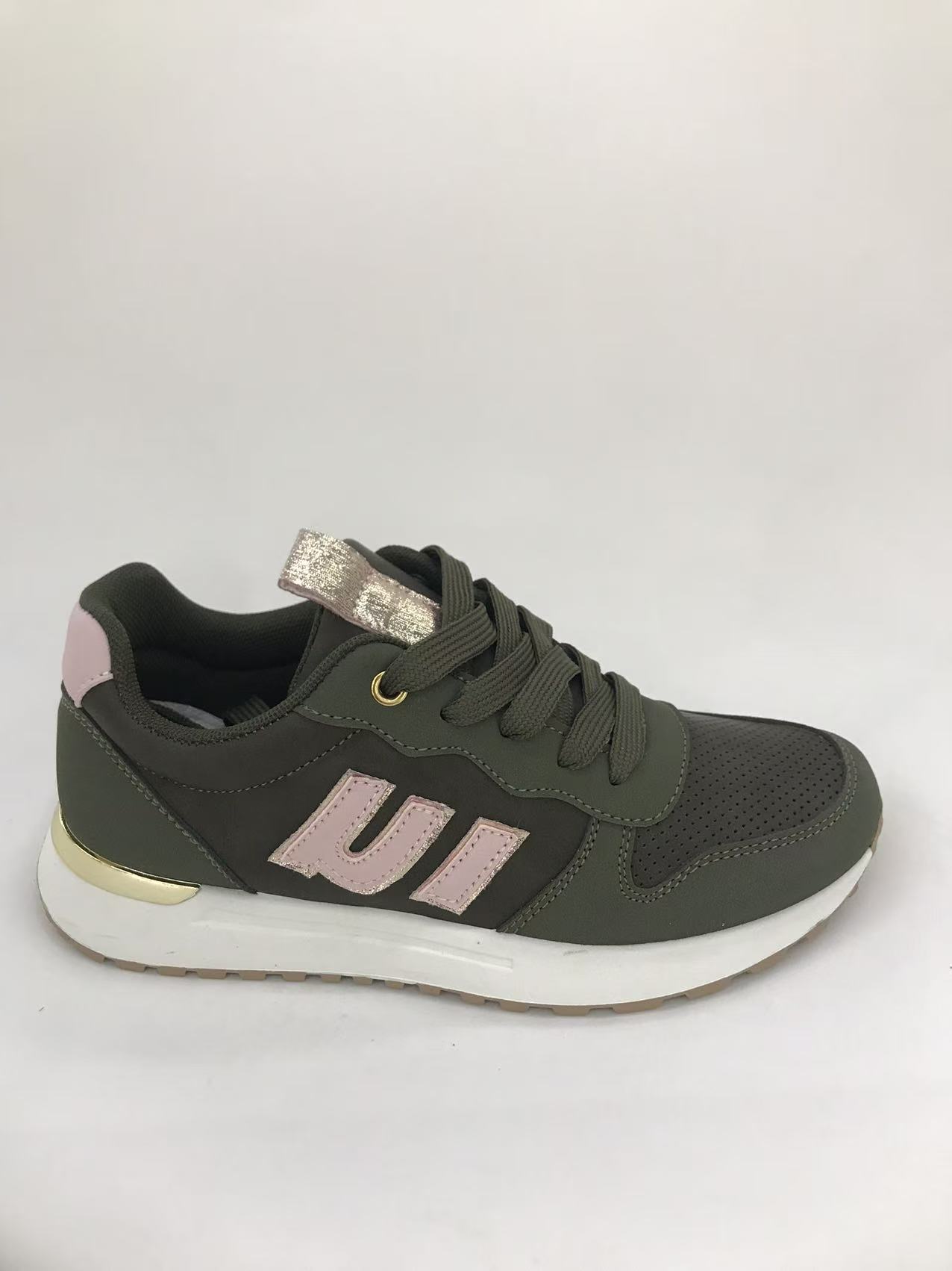 Women's autumn and winter casual shoes, outdoor simple style, European style full figure