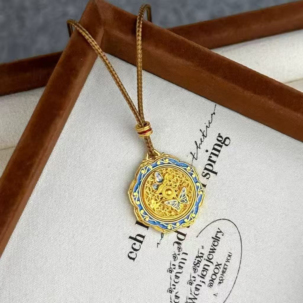 N0001-250922女项链金色ins网红潮女轻奢锁骨项链详情9