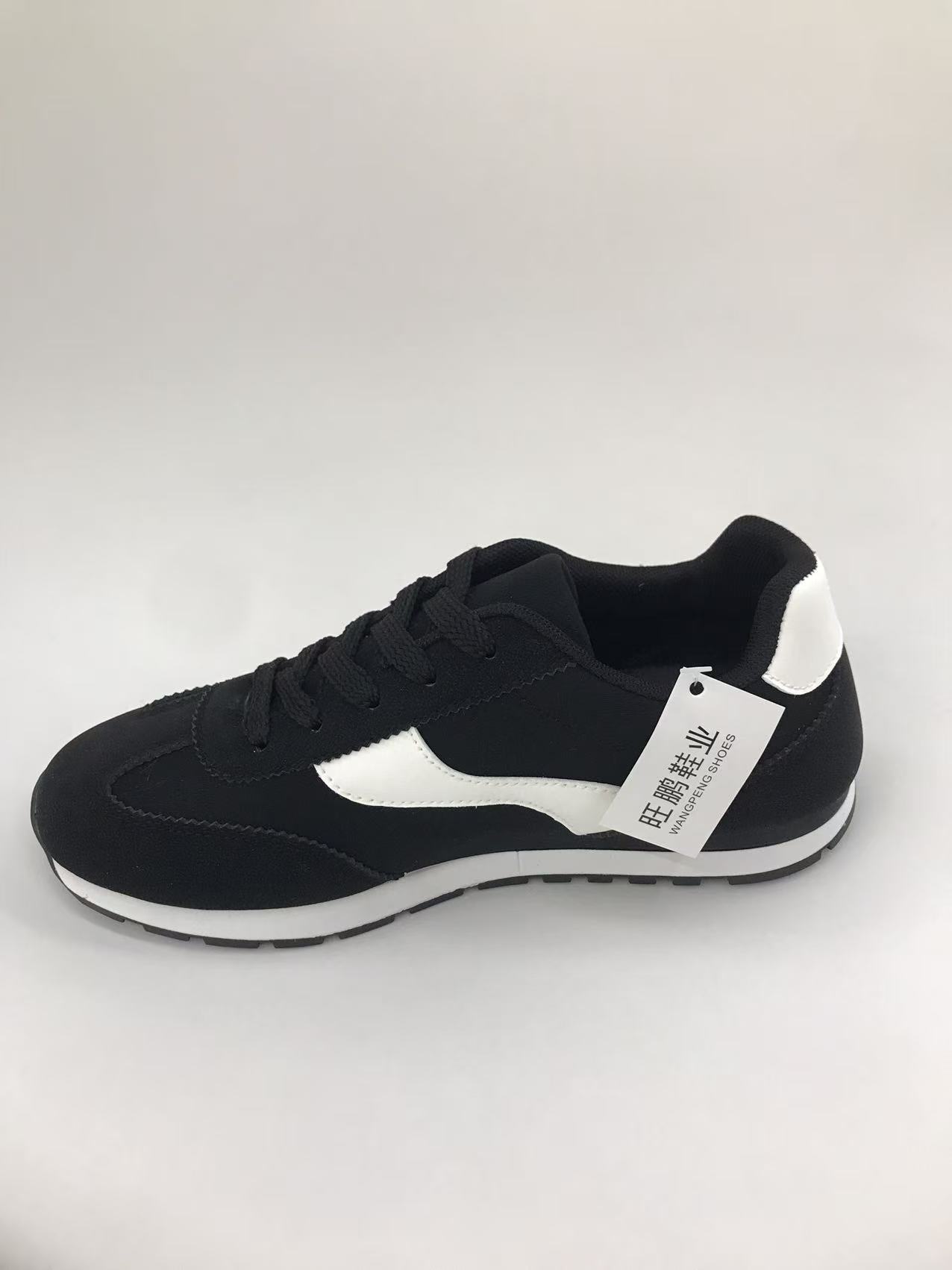 Women's casual shoes and sports shoes are breathable, comfortable and trendy. Low-top sneakers are breathable, comfortable and trendy Application Scenario