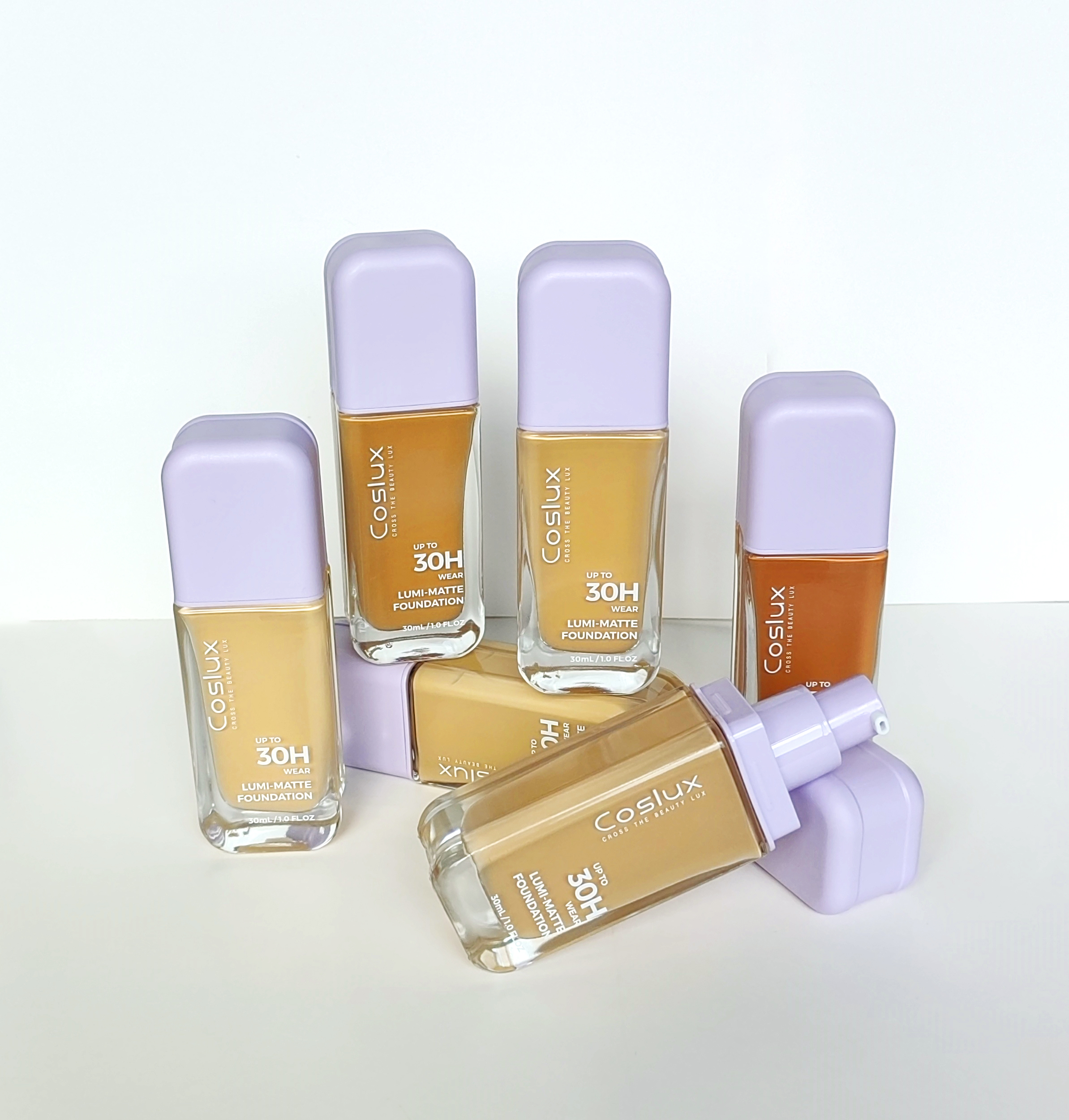 The matte and light foundation for makeup has a long-lasting concealing effect as light as air. It contains an amino acid light and long-lasting formula, presenting a matte makeup effect while adding a touch of luster Specification image