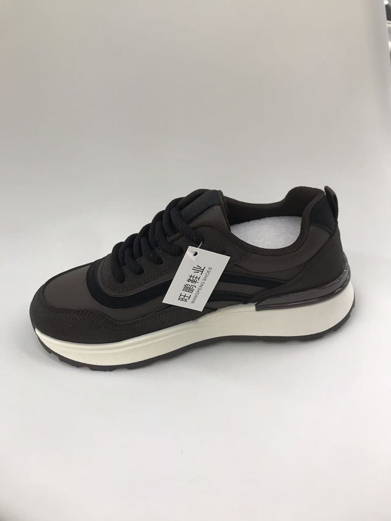 Women's casual sneakers, women's shoes, sports shoes, breathable and comfortable, trendy style, low-top sneakers, breathable and comfortable, trendy style Application Scenario