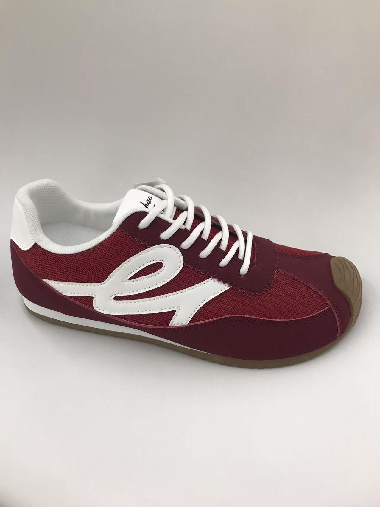 Men's casual sneakers: Comfortable and trendy. Low-top sneakers: Breathable, comfortable and trendy Specification drawing