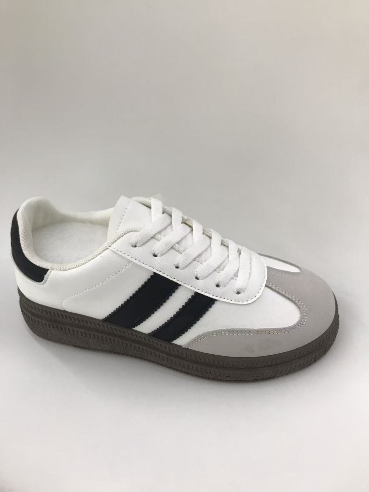 Women's casual sneakers, women's shoes, sports shoes, breathable, comfortable and trendy style, low-top sneakers, breathable, comfortable and trendy style full figure