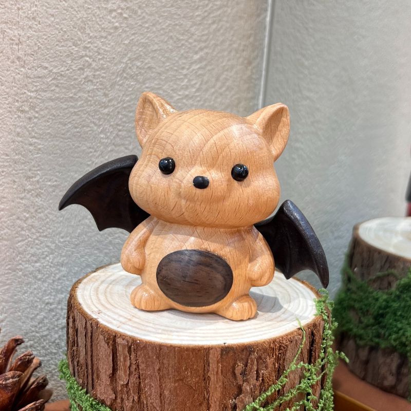 "Cute solid wood creative bat dog" office desk decoration, a heartwarming gift for a friend's birthday present details Picture