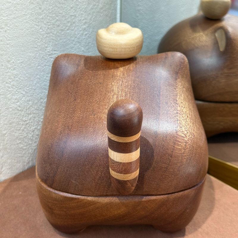 Bao Bao Nao Nao/Little Cat Solid Wood Storage Box, large capacity for storing miscellaneous items, home birthday, Qixi Festival Valentine's Day Creative gift details Picture