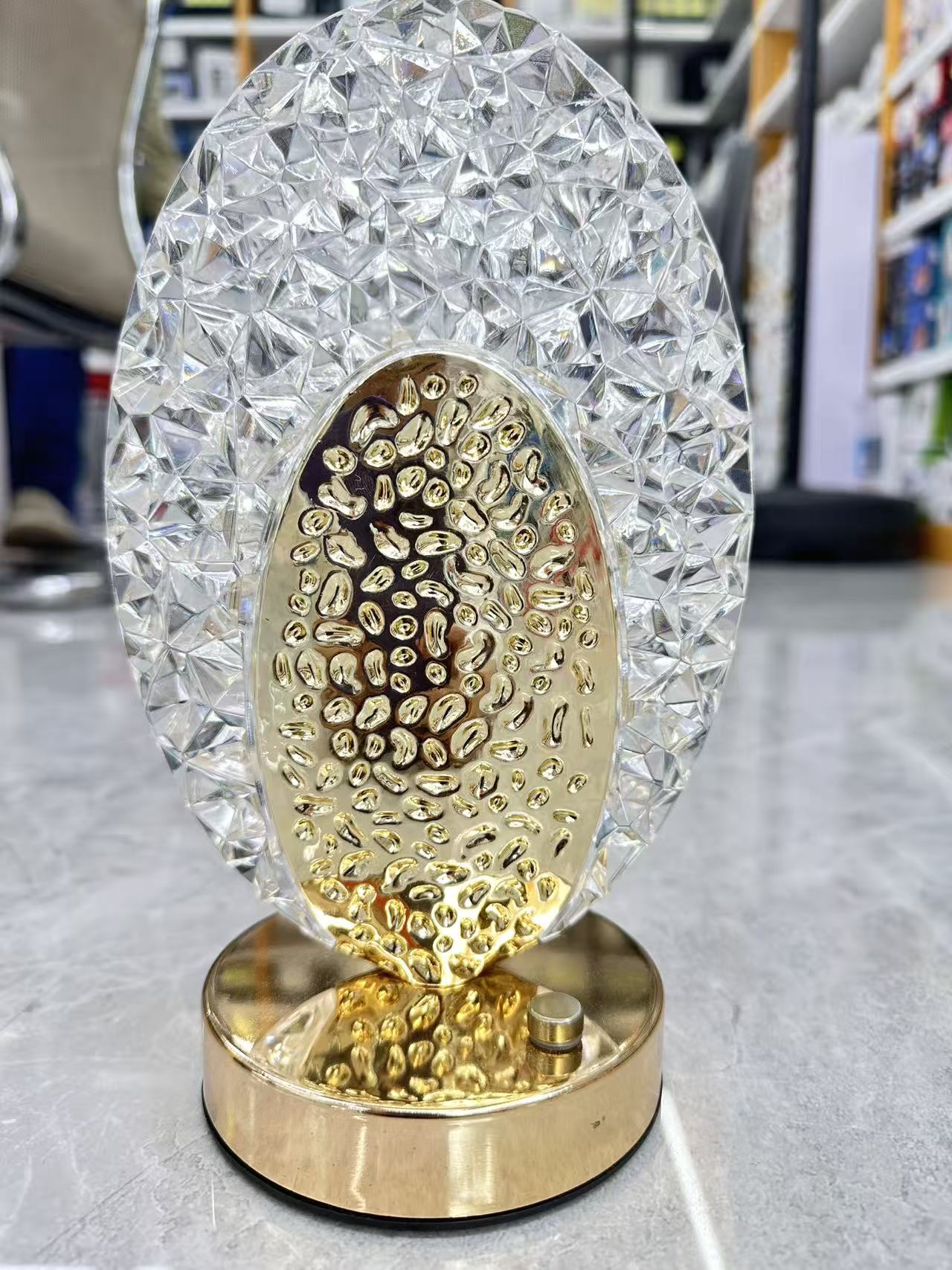 5v充电小夜灯彩色电池款usb充电台式应急灯多彩触控RGB椭圆形水晶小摆件拍拍灯