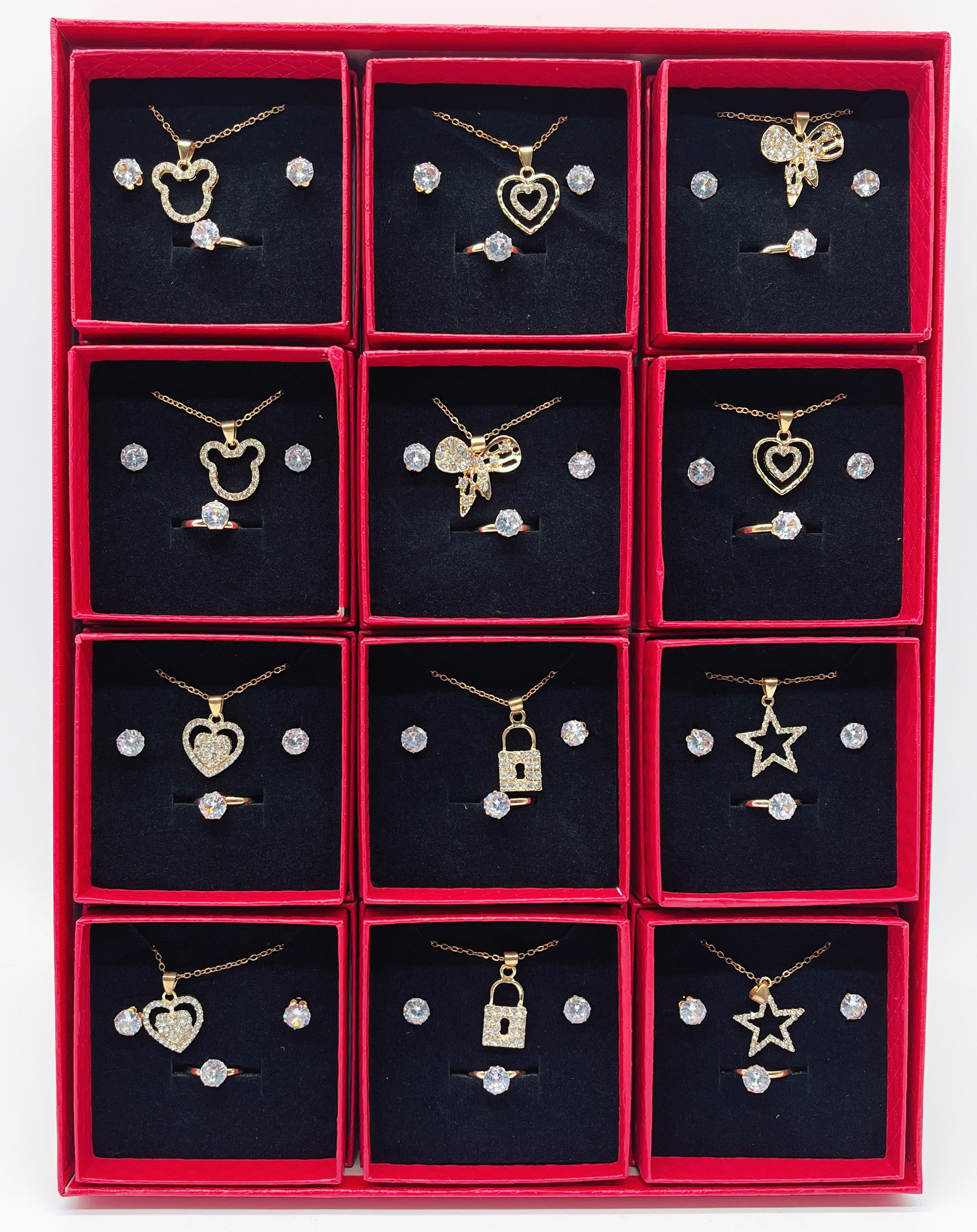 Earring necklace set for women, Korean version, niche design, fresh and sweet country style, flower oil drip necklace Application Scenario