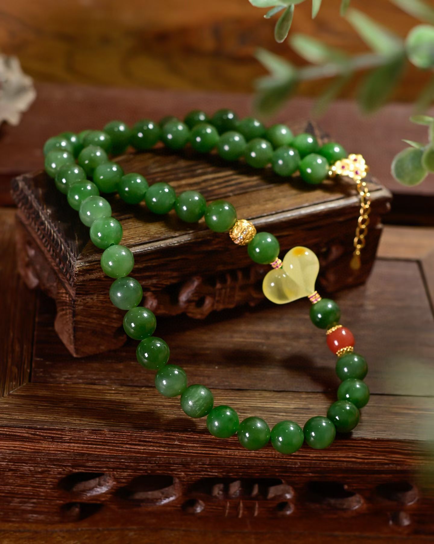 道毅珠宝天然和田碧玉锁骨短项链搭配南红玛瑙蜜蜡桃心珠链925纯银镀金详情图4