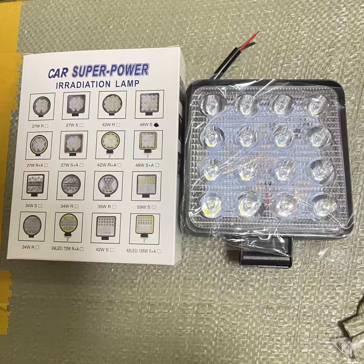 Mini 16-bead 48w led work light for automobiles, auxiliary spotlights for off-road vehicle modification projects, forklift headlights Specification image