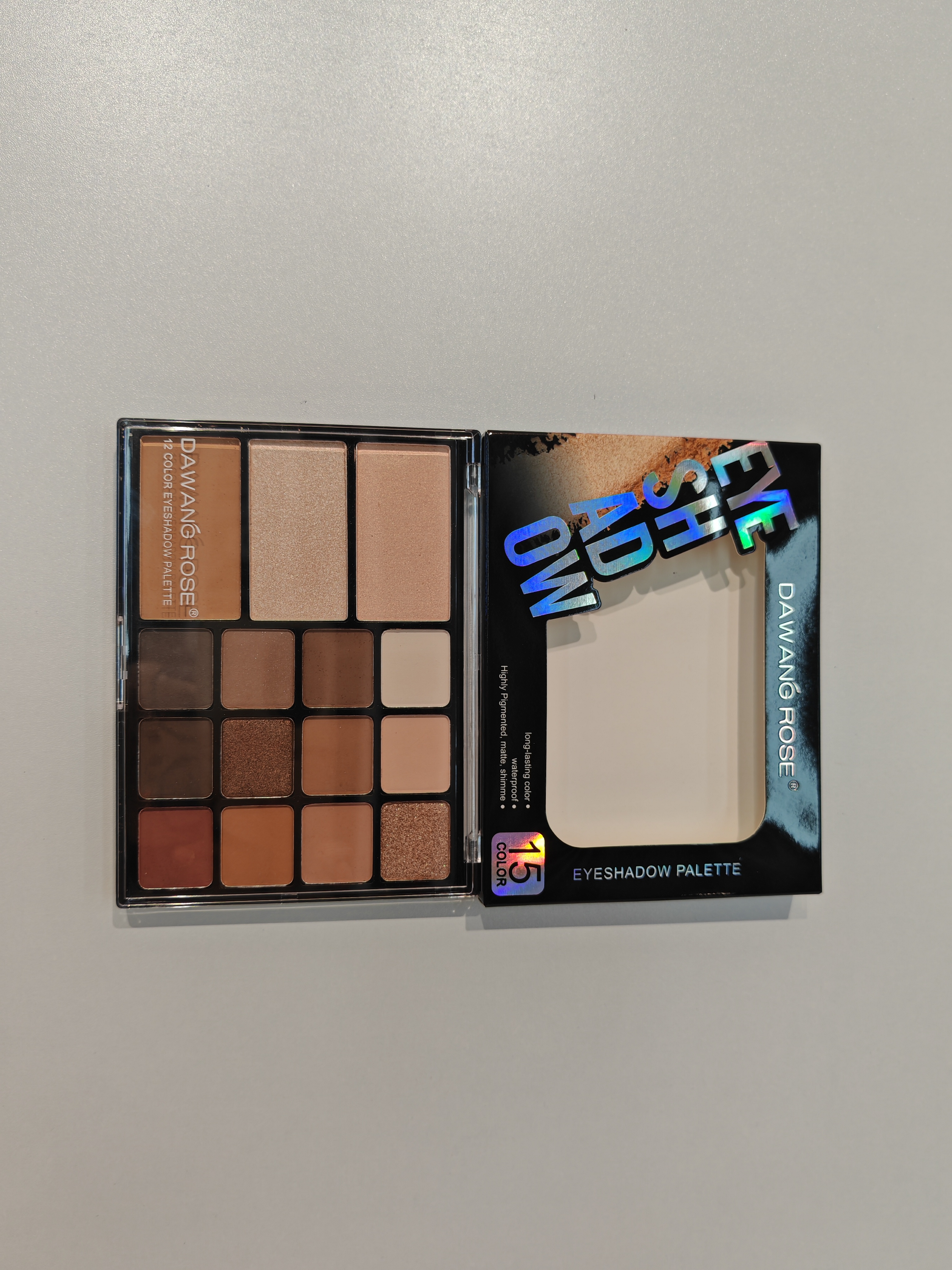 sasimi Earth Tone Eyeshadow Palette, Girlish makeup highlight brightening BOB Cosmetics Eyeshadow Palette, Eyeshadow makeup combination Eyeshadow palette, girlish earth tone Eyeshadow palette highlight brightening Eyeshadow details Picture