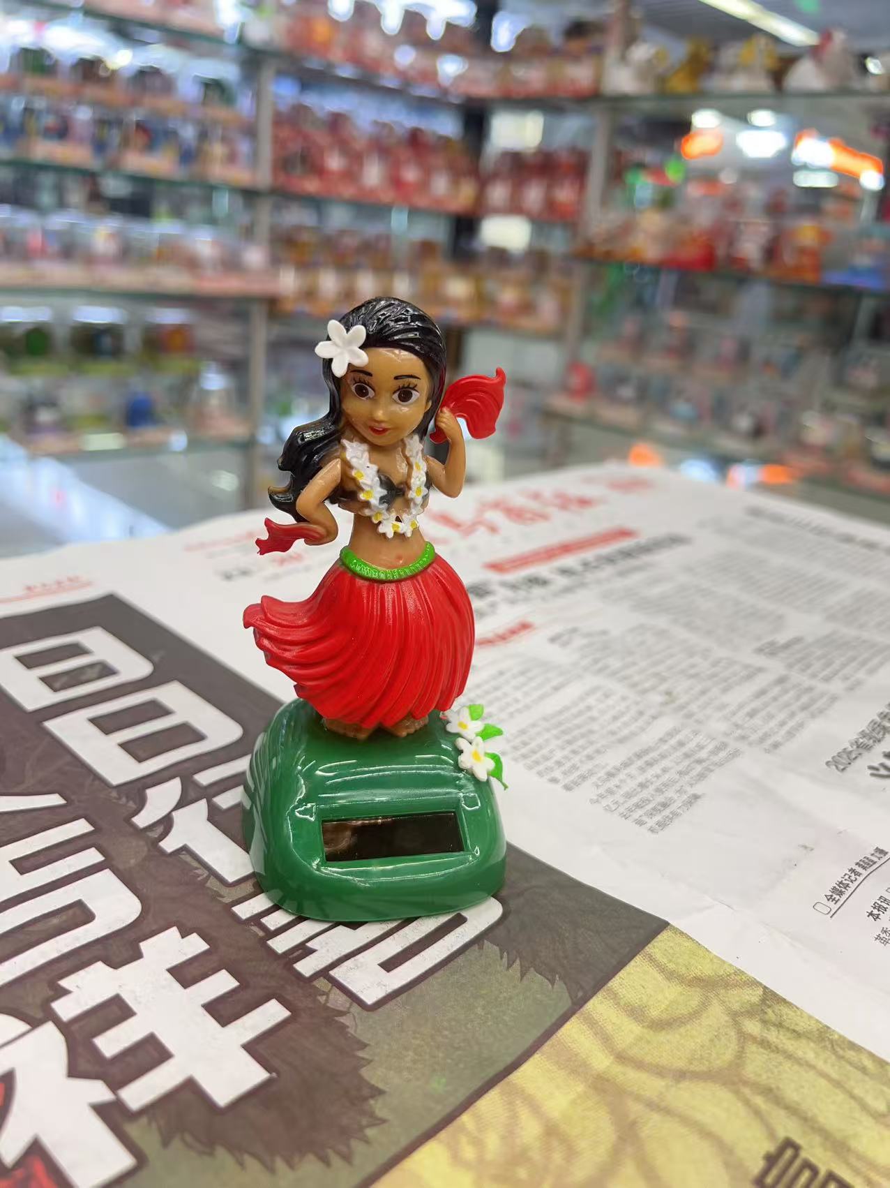 太阳能摇摆夏威夷女孩车载饰品创意卡通汽车摆件礼品欧洲摇摆裙详情8
