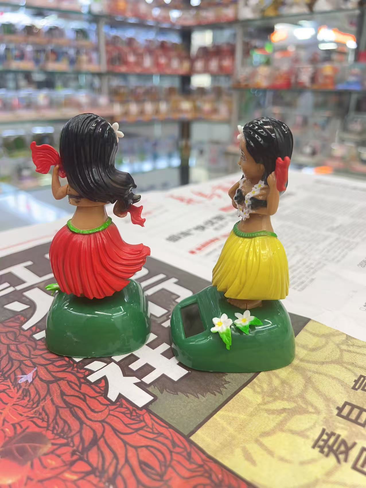 太阳能摇摆夏威夷女孩车载饰品创意卡通汽车摆件礼品欧洲摇摆裙详情9