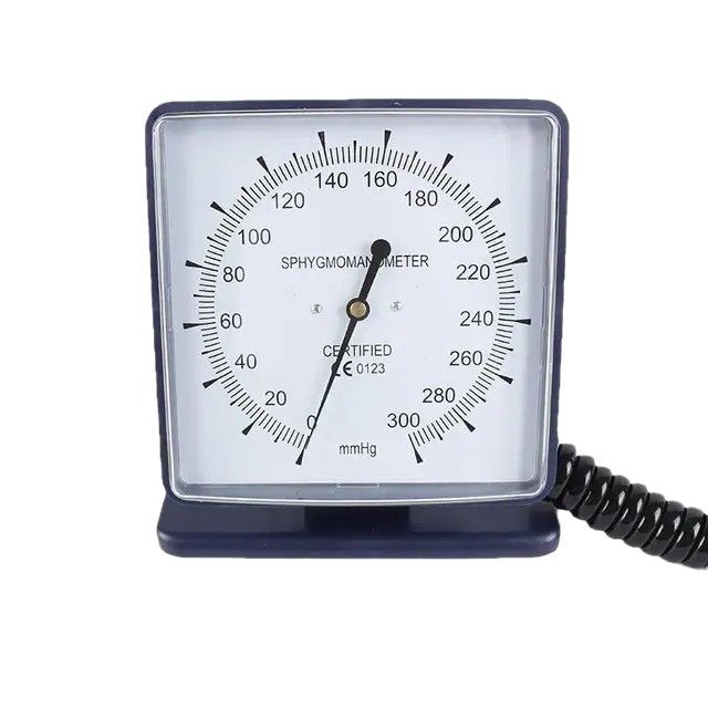 Foreign trade non-liquid manual blood pressure monitor, suspended pressure measuring instrument, double-tube iron ring arm with pressure ball pressure gauge blood pressure monitor Application Scenario