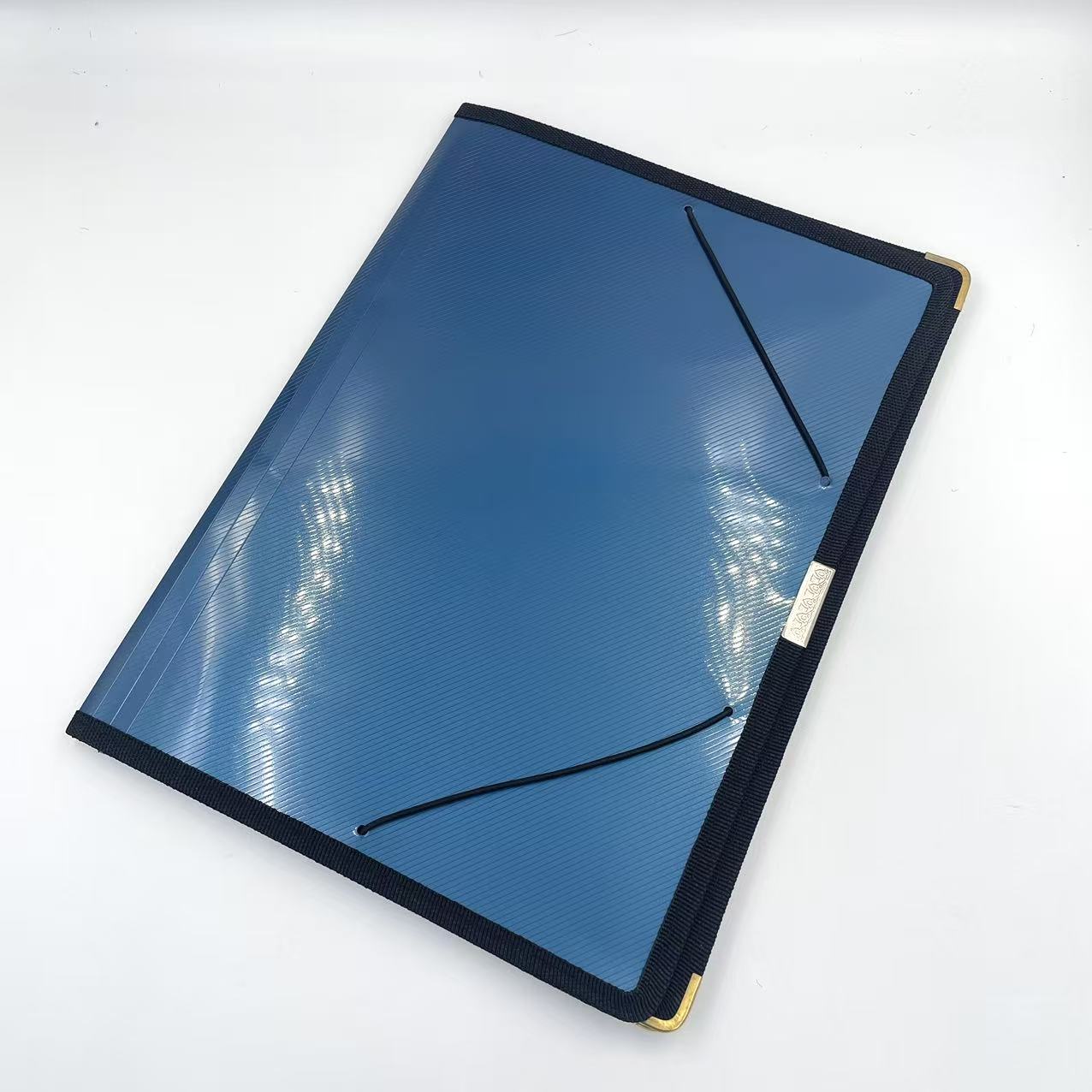 حقائب مزدوجة من حقائب مزدوجة من طراز A4. Specification image