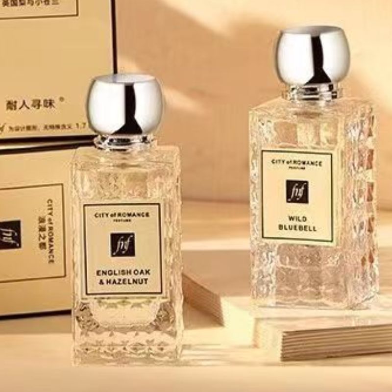 女士香水实物图