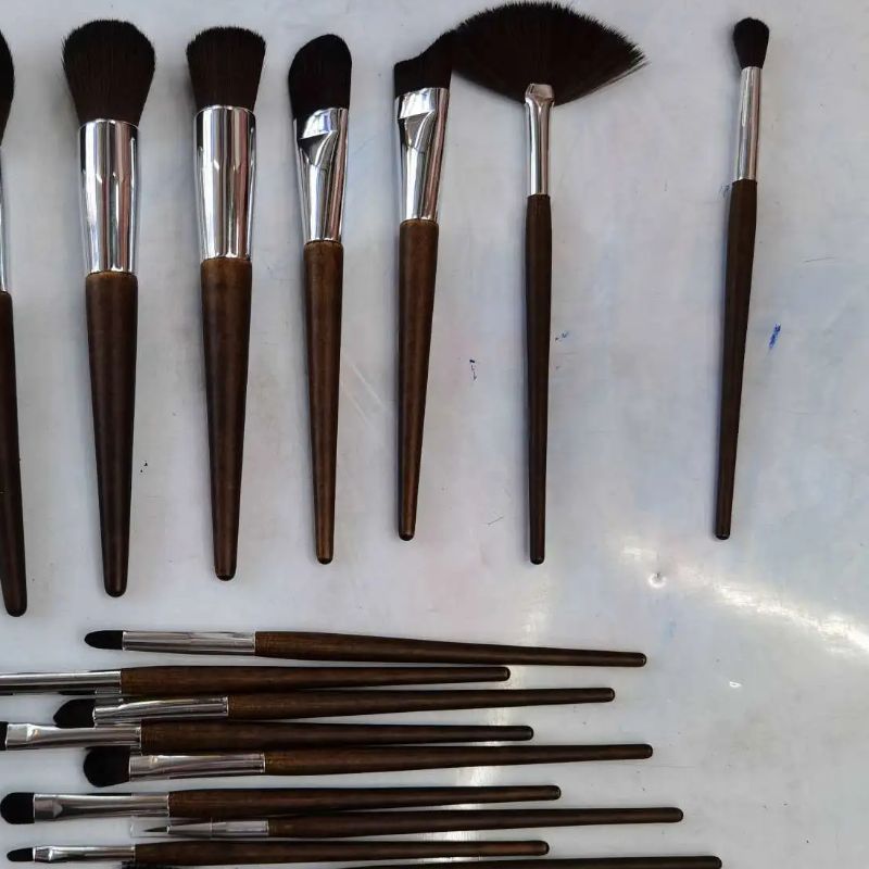 18-piece set brush factory direct sales of makeup brushes, makeup tools, beauty tools, black details Picture