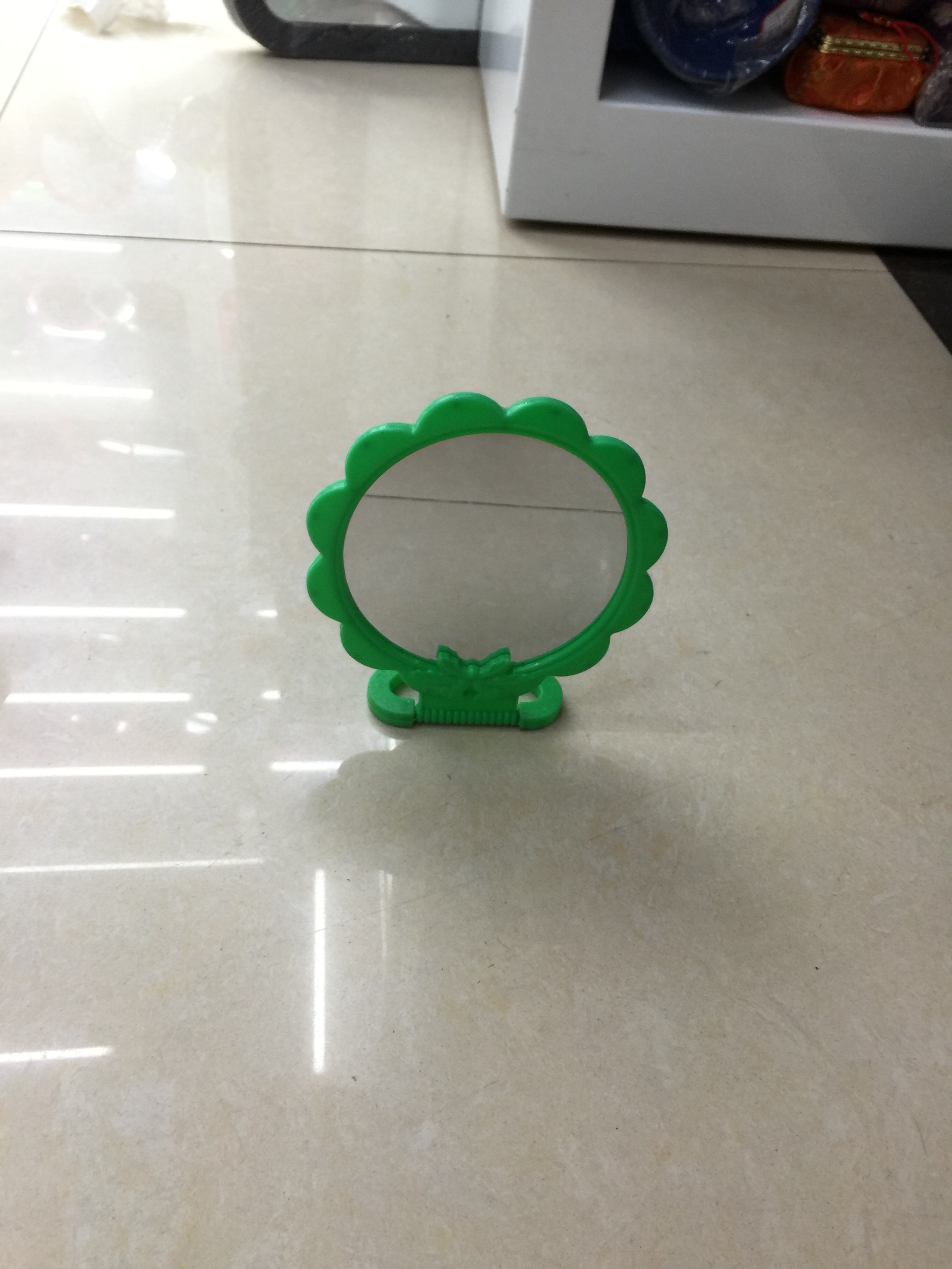 塑料台式化妆镜子4色混1