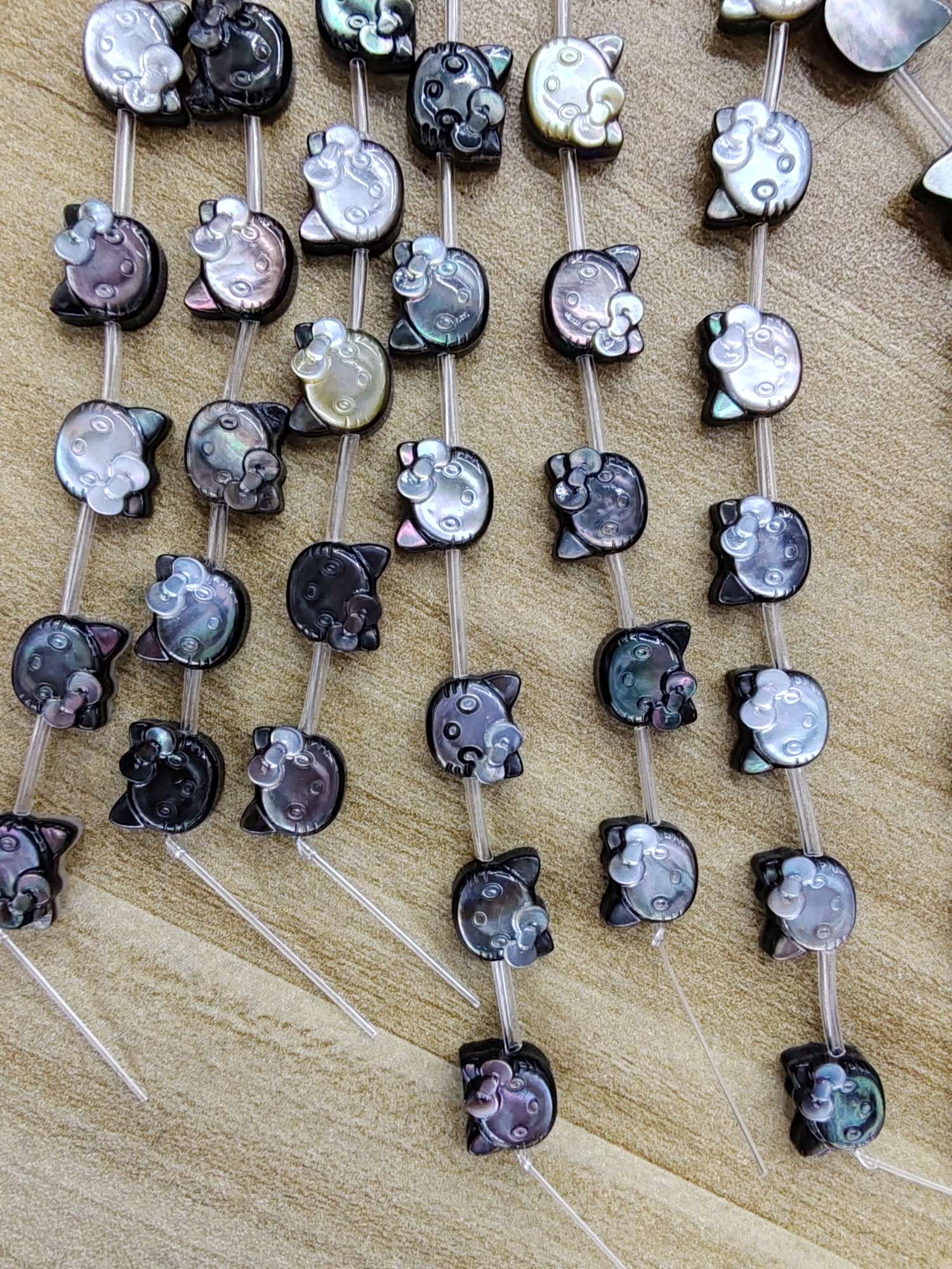 Creative handmade jewelry accessories, natural shells, black shells, KT cats, DIY materials details Picture
