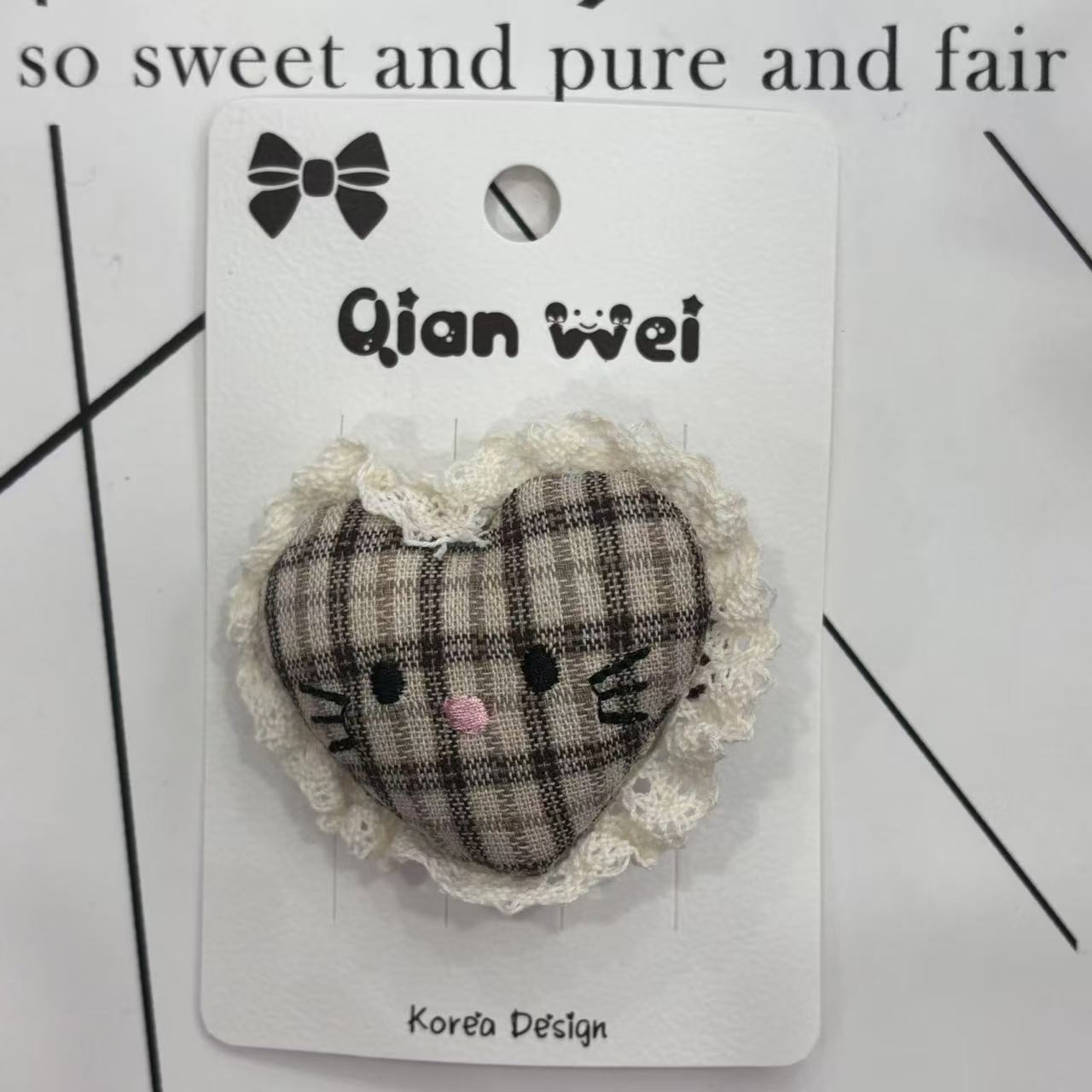 Korean-style checkered heart-shaped lace plush hairpin