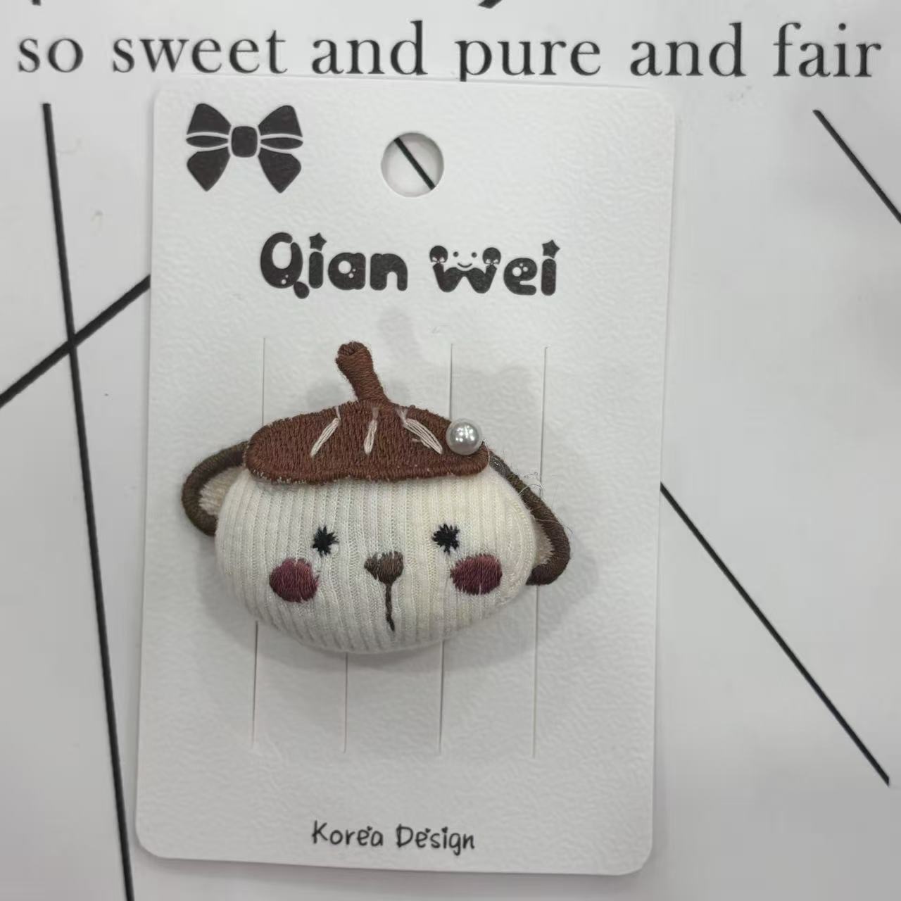 Cute girl cartoon head doll hair clip, plush toy, children's toy hair clip