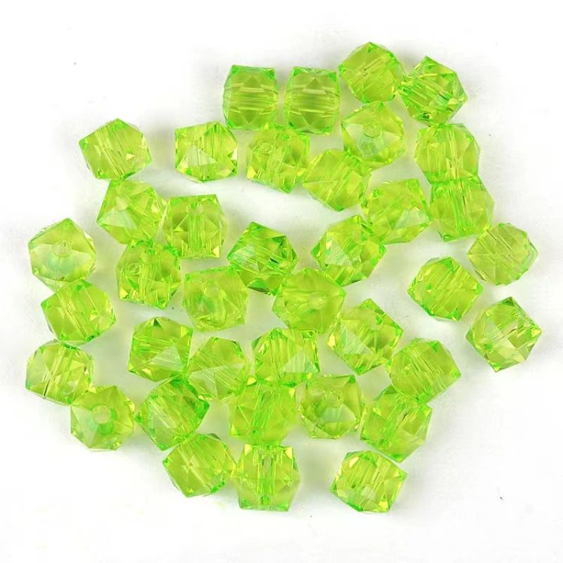 浅绿色方形亚克力翌城服装辅料厂家直销diy手工饰品服装辅料