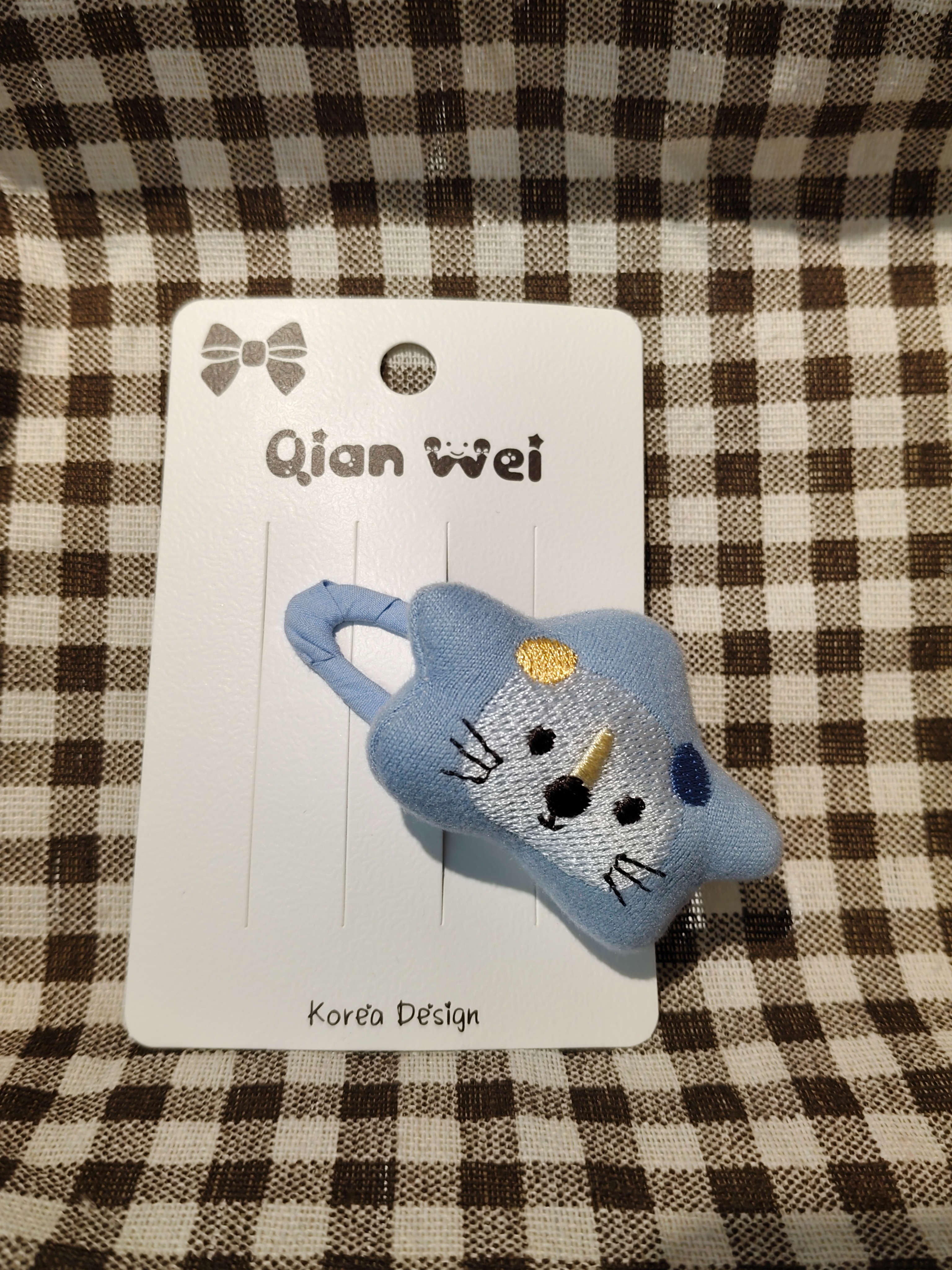 Blue star lion hairpin