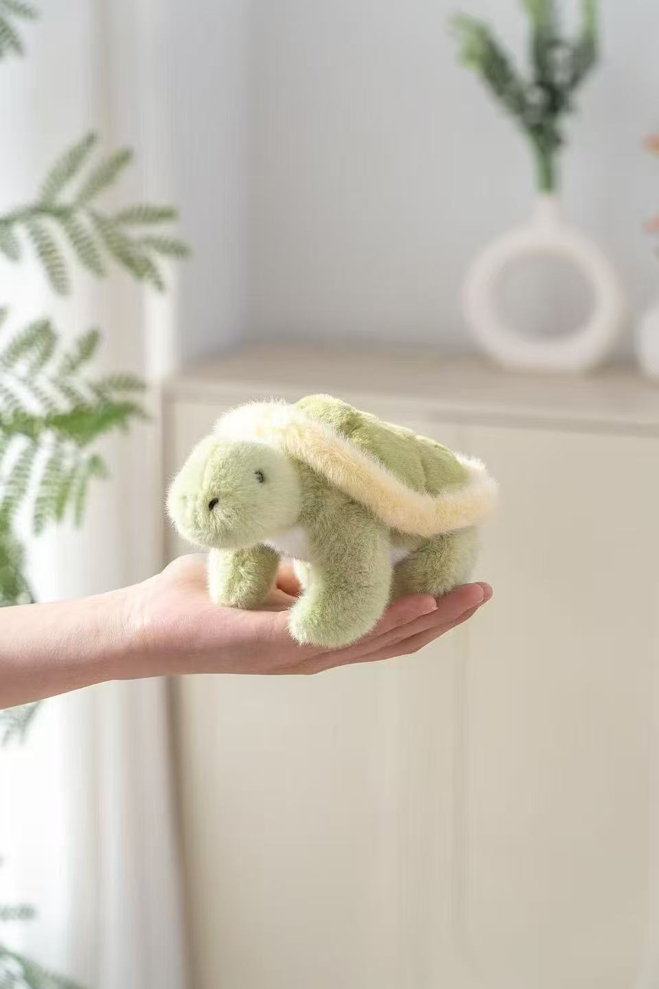 18cm fragrant yellow and green gradient lying position turtle plush doll, soft and cute green shell doll, palm comfort and companion little decoration