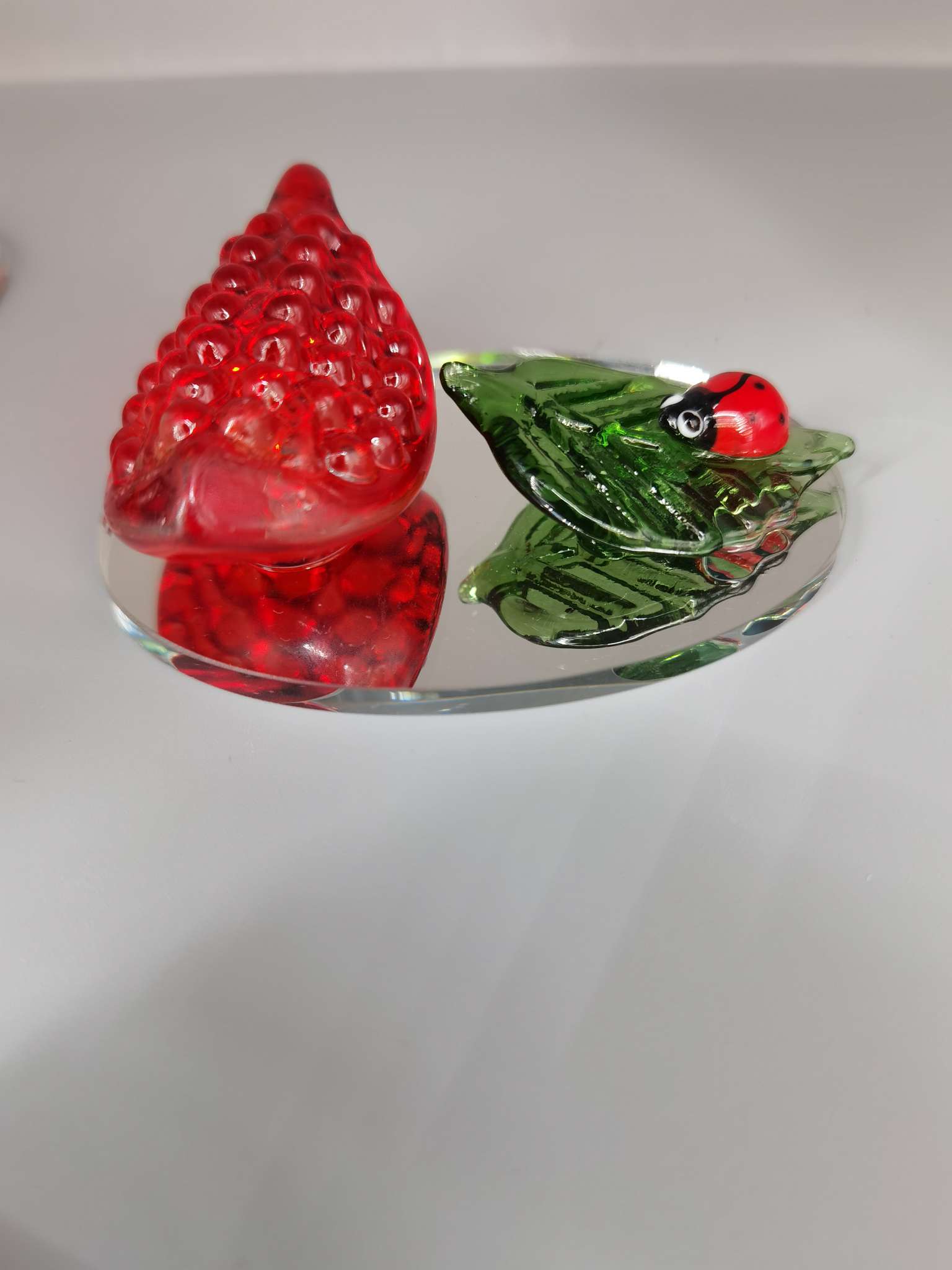 Pomegranate crystal ornaments