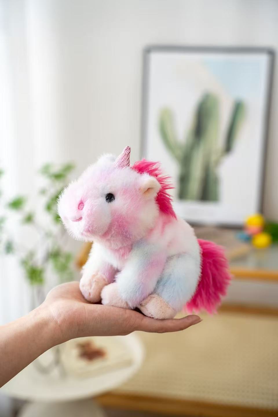 18cm Fragrant macaron gradient one-horned animal plush doll, pink sparkling horn rose red mane soft plush doll, palm comfort and cute companion decoration Specification image
